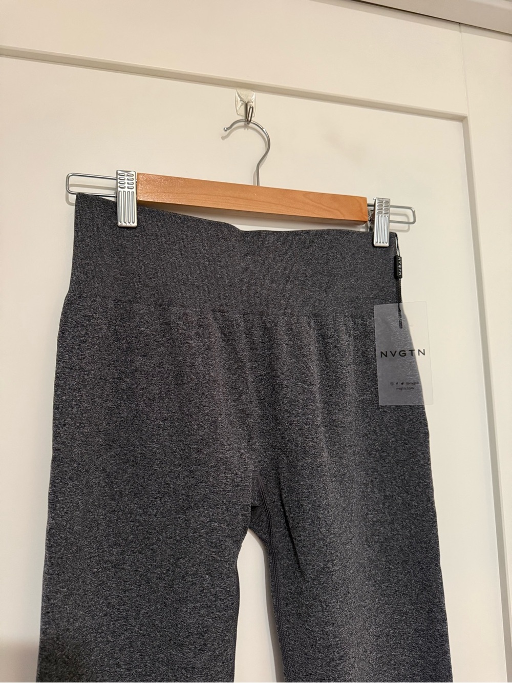 NVGTN Charcoal Seamless Stretch Leggings